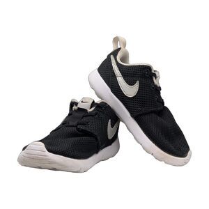 Nike Roshe One Toddler Sneakers Black White Size Toddler 8